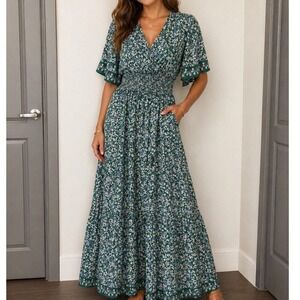 chinese dress ladies Green Floral Lace Fitted Short Sleeve Midi Dress main image 0